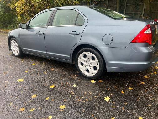 2011 Ford Fusion SE