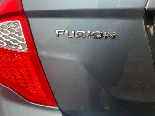 2011 Ford Fusion SE