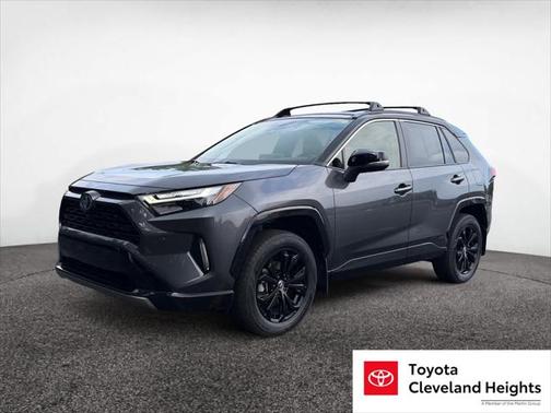 2022 Toyota RAV4 Hybrid SE