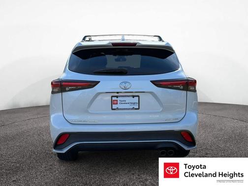 2024 Toyota Highlander XSE