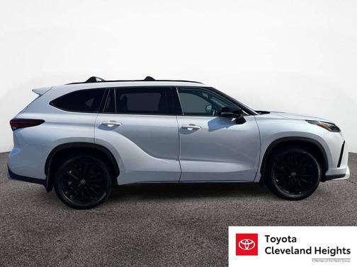 2024 Toyota Highlander XSE
