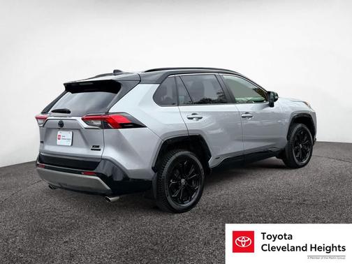 2024 Toyota RAV4 Hybrid SE