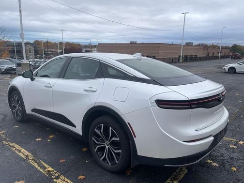 2023 Toyota Crown XLE