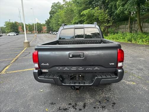 2022 Toyota Tacoma SR