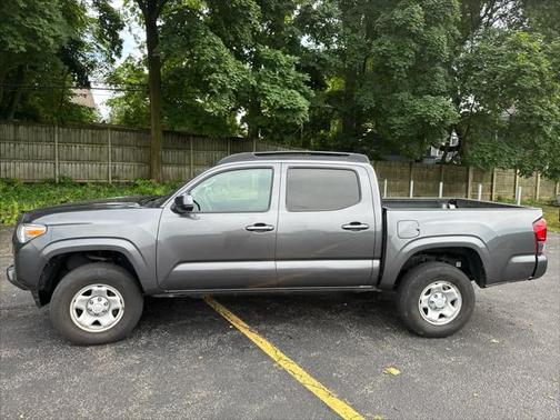 2022 Toyota Tacoma SR