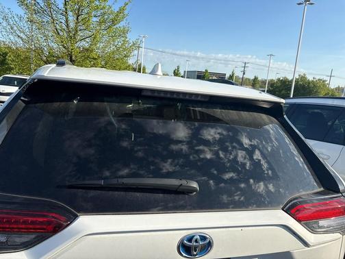 Ice Cap 2025 Toyota RAV4 Hybrid XLE