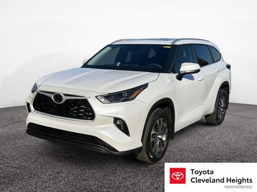 2025 Toyota Highlander XLE