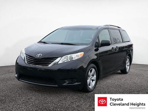 2011 Toyota Sienna LE