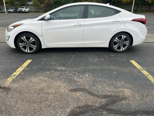 2016 Hyundai ELANTRA Sport