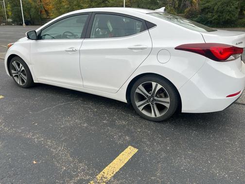 2016 Hyundai ELANTRA Sport