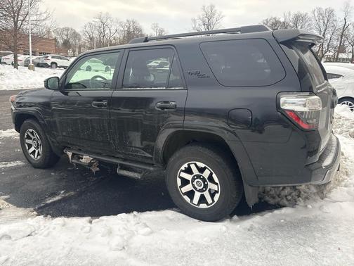 2023 Toyota 4Runner TRD Off Road