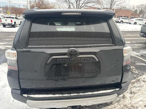 2023 Toyota 4Runner TRD Off Road