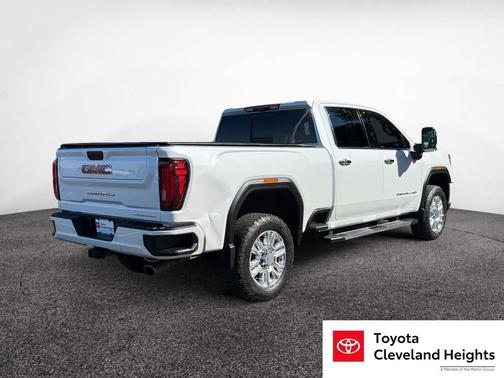 2022 GMC Sierra 3500 Denali