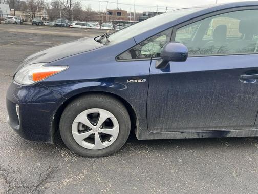 2014 Toyota Prius Two