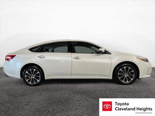 2018 Toyota Avalon XLE