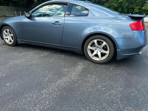 2005 INFINITI G35 Base