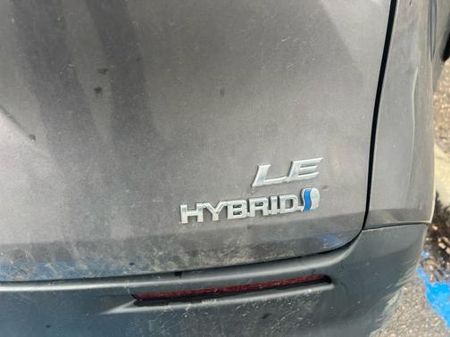 2022 Toyota Sienna LE