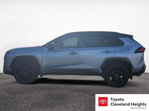 2020 Toyota RAV4 Hybrid SE
