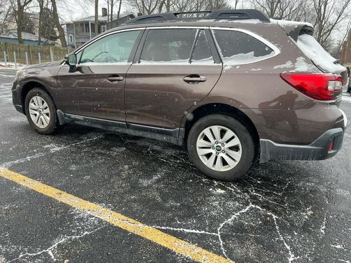 2019 Subaru Outback 2.5i Premium