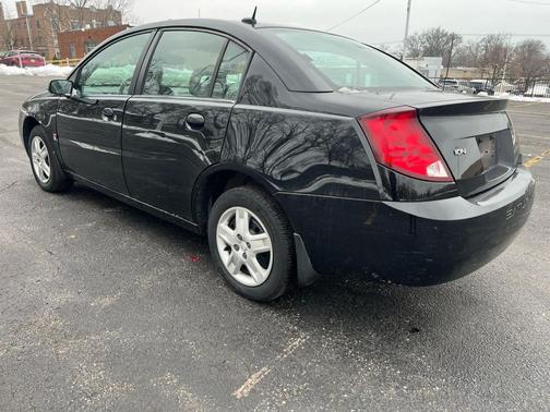 2007 Saturn Ion 2