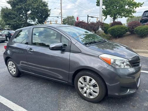 2014 Toyota Yaris LE