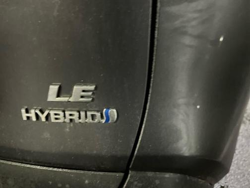 2019 Toyota RAV4 Hybrid SE