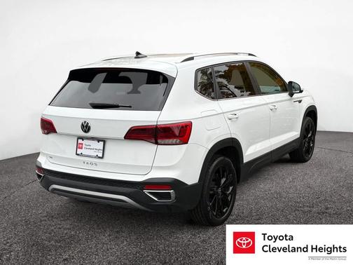 2024 Volkswagen Taos 1.5T SE