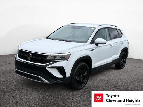 2024 Volkswagen Taos 1.5T SE