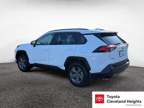 2024 Toyota RAV4 Hybrid SE
