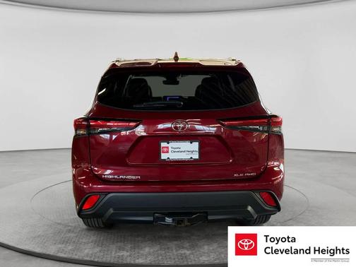 Ruby Flare Pearl 2023 Toyota Highlander XLE
