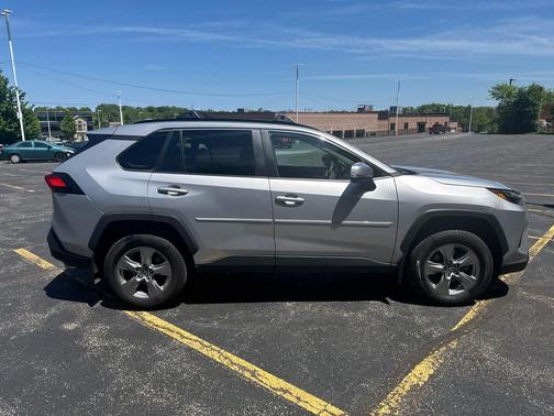 Silver Sky Metallic 2024 Toyota RAV4 XLE