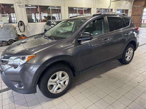 2014 Toyota RAV4 LE