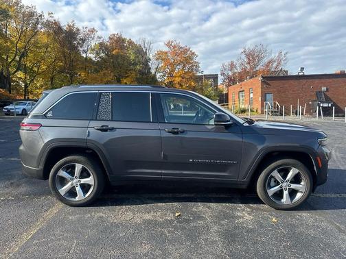 2022 Jeep Grand Cherokee Limited