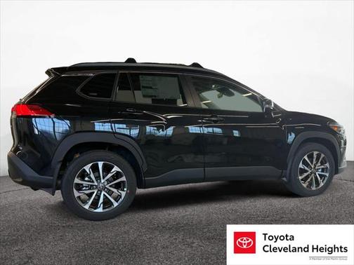 2025 Toyota Corolla Cross XLE