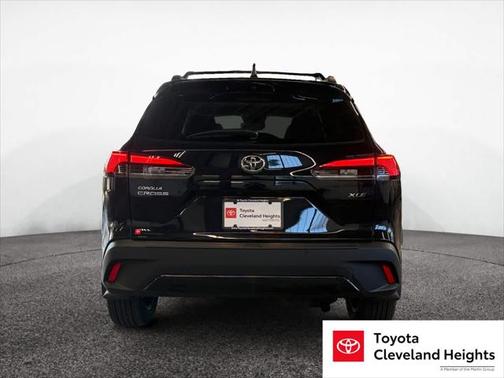 2025 Toyota Corolla Cross XLE