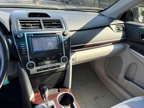 2014 Toyota Camry XLE