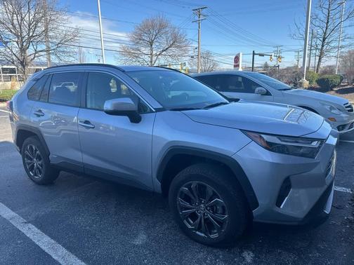 2023 Toyota RAV4 Hybrid XLE Premium