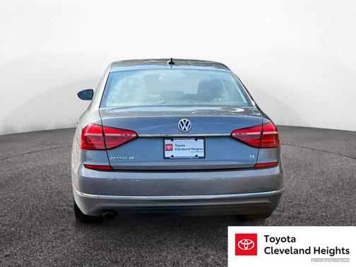 2016 Volkswagen Passat 1.8T SE