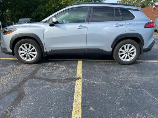 2022 Toyota Corolla Cross LE
