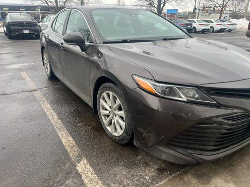 2019 Toyota Camry LE
