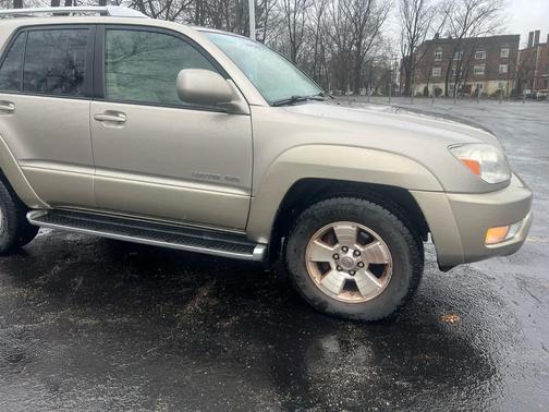 Dorado Gold Pearl 2004 Toyota 4Runner Limited