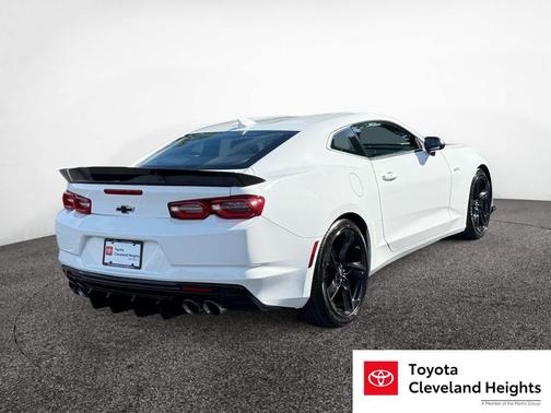 2022 Chevrolet Camaro RWD Coupe LT1