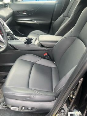 Celestial Black 2024 Toyota Venza Nightshade Edition