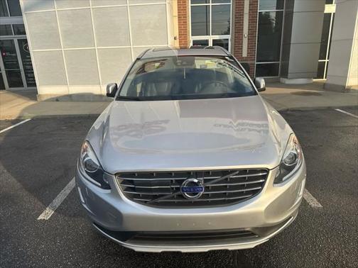 2016 Volvo XC60 T5 Drive-E Platinum