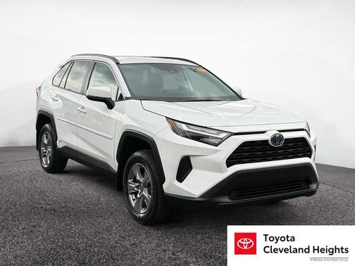 2024 Toyota RAV4 Hybrid XLE