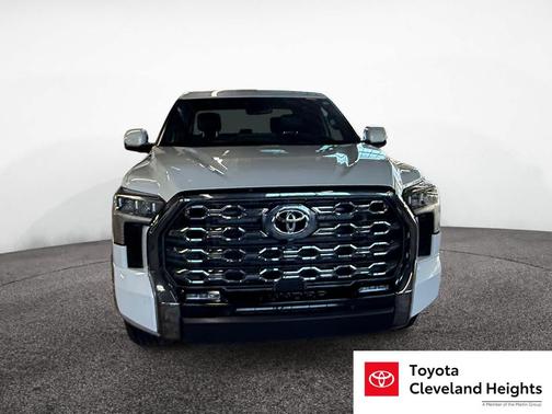 2025 Toyota Tundra Hybrid Platinum