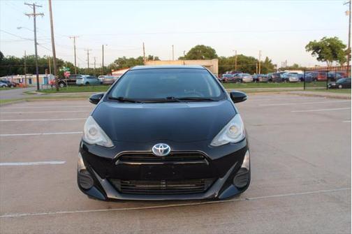 2016 Toyota Prius c Two