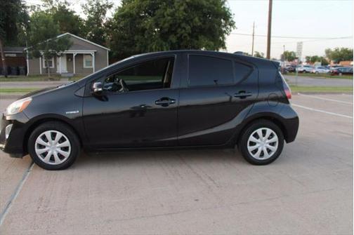 2016 Toyota Prius c Two