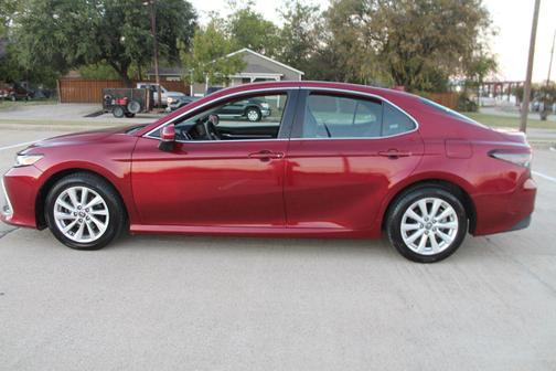 2021 Toyota Camry LE