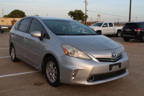 2012 Toyota Prius v Five